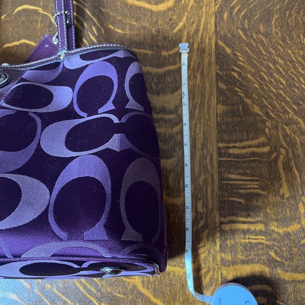 Coach Dark Purple Signature C Kiss Lock Shoulder Bag - Picture 13 of 14